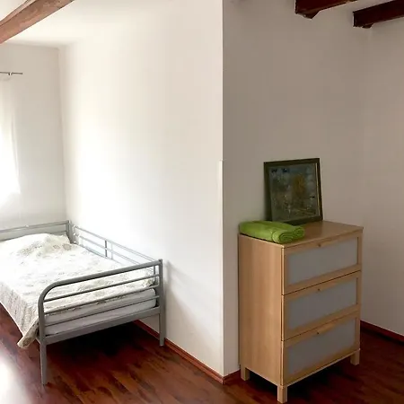 Apartment On Varsavska